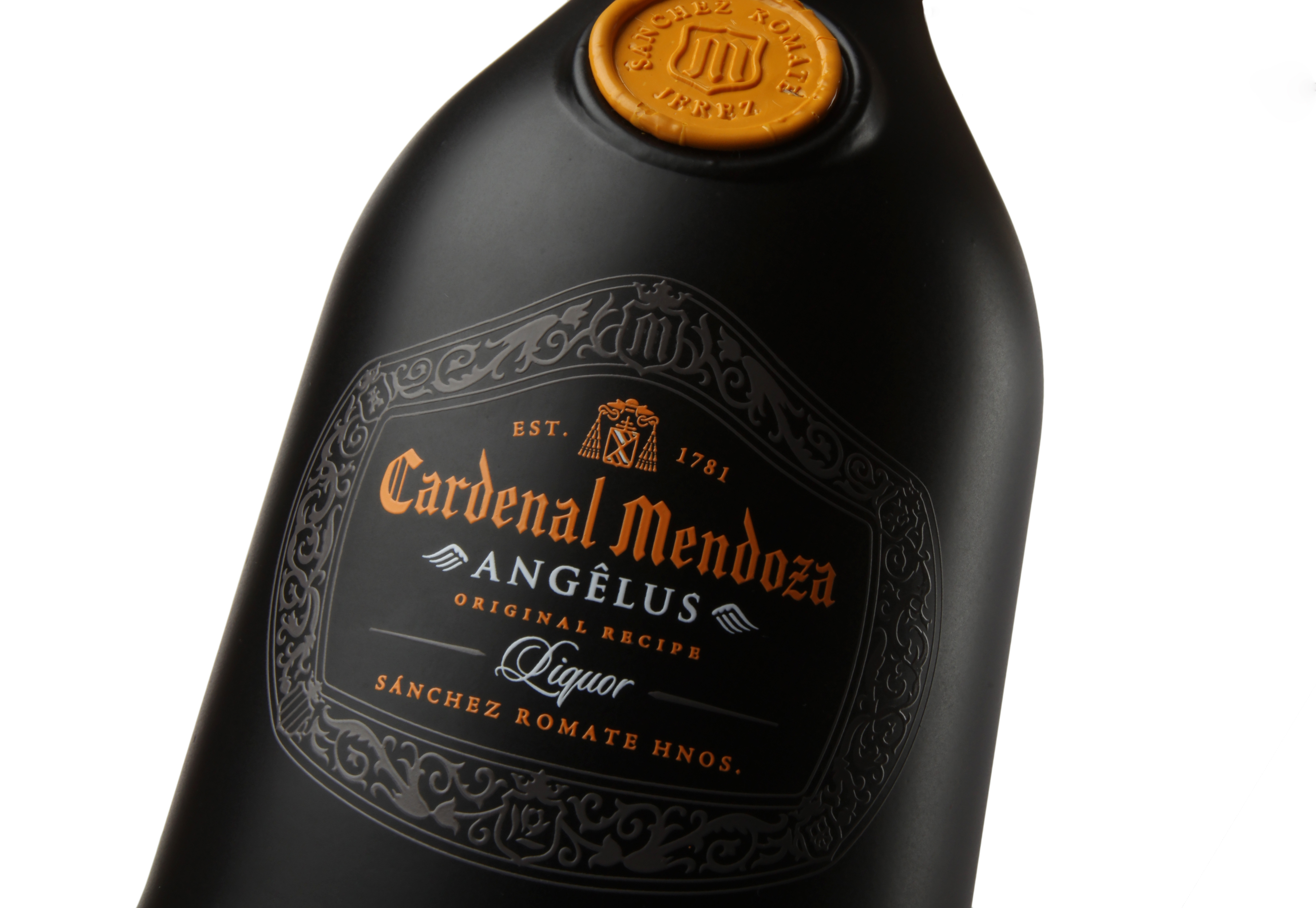 Los mejores Bartenders de España protagonizan la serie de  “Cardenal Mendoza Ángelus Cocktail Club”