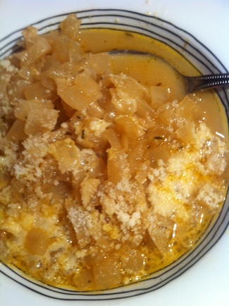 Sopa de cebolla para desintoxicar después de las fiestas