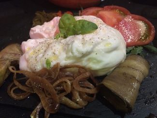 Burrata con verduras