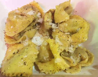 Pasta rellena de calabaza