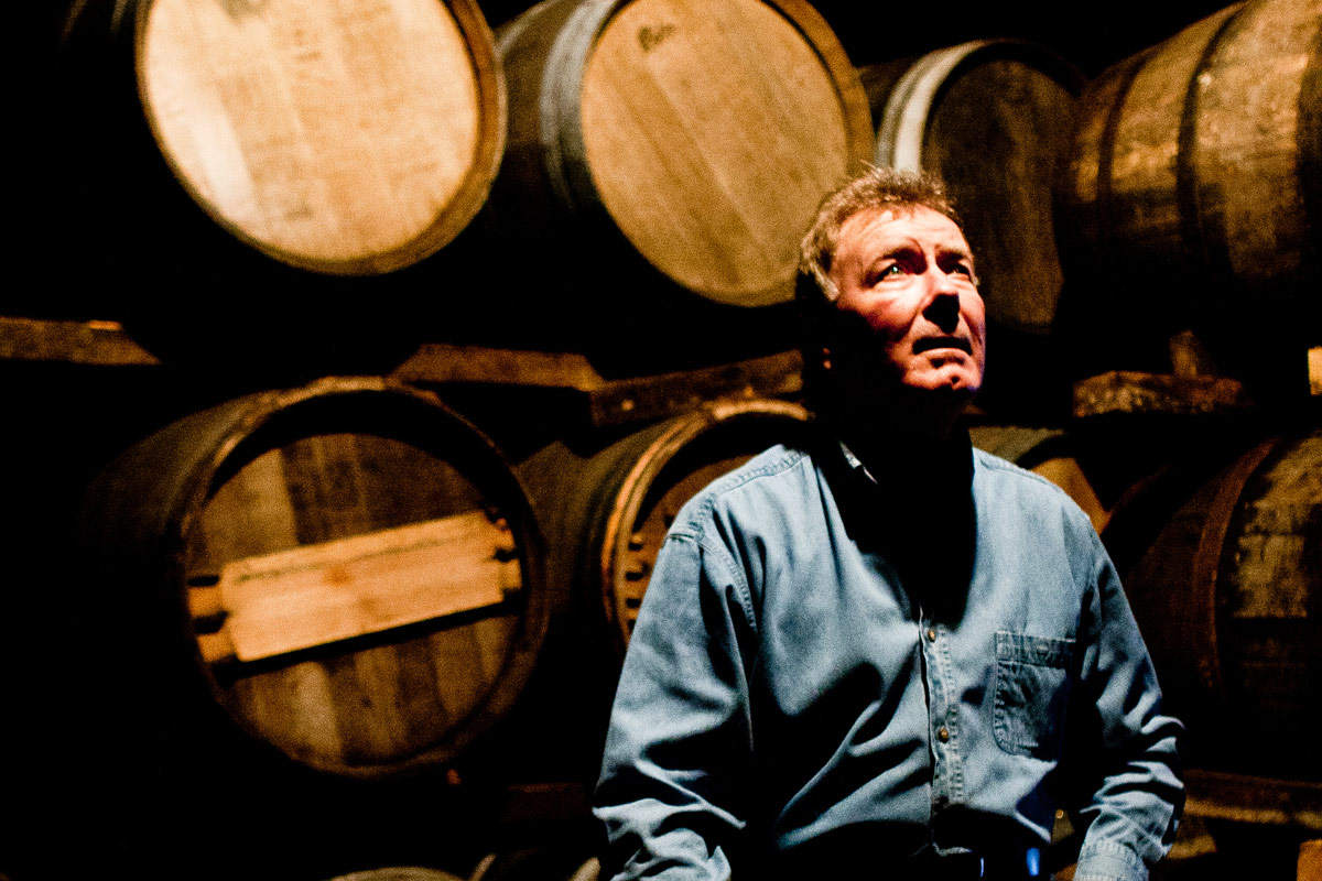 Jim McEwan, uno de los grandes del whisky de malta se jubila