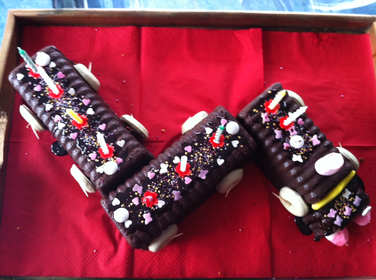 Tarta Tren, receta rápida para hacer con niños