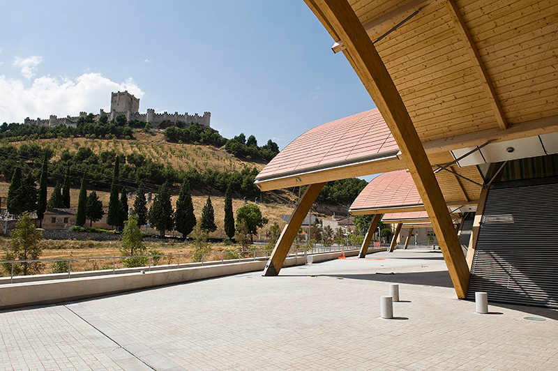 Visita Bodegas Protos al ritmo del Swing
