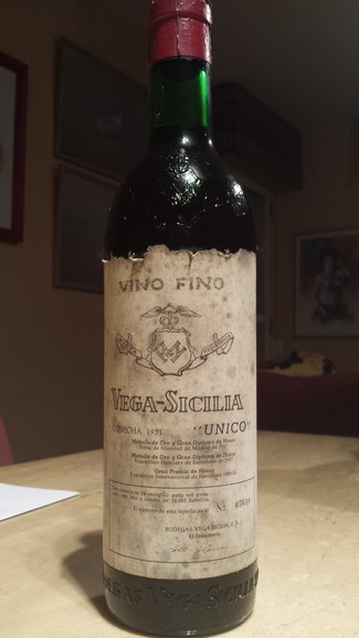 La botella. Unico 1951