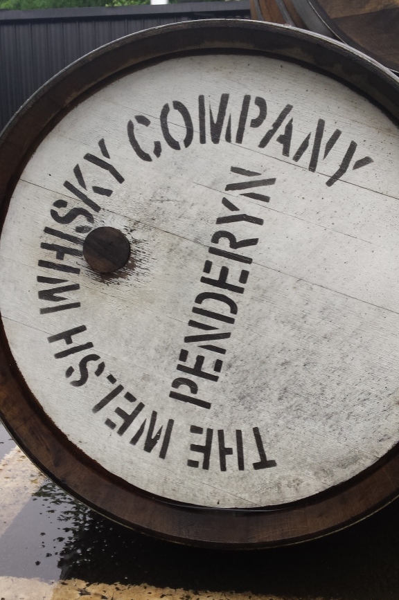 El whisky en Gales (II):  Visita a la destilería Penderyn