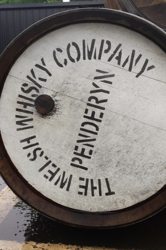 El whisky en Gales (II):  Visita a la destilería Penderyn