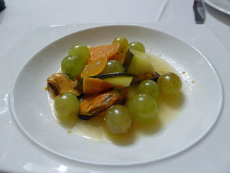 Uvas con mejillones