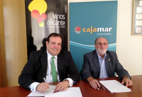 Vinos Alicante DOP colabora con Grupo Cajamar para potenciar el sector vitivinícola
