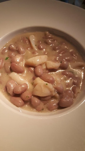 Pochas con bacalao al pilpil