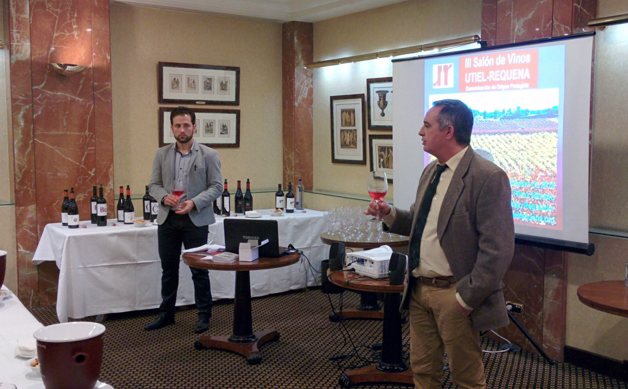 Gran éxito en el III Salón de la Bobal Utiel-Requena celebrado en Madrid