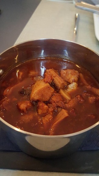 Callos con aji panca y curry