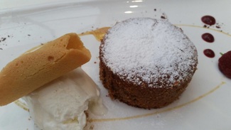 Soufflé caliente nueces y avellanas