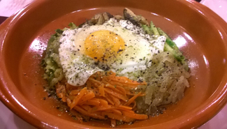 Aurelio_Gómez-Miranda_Korean_Sushi_Bibimbap