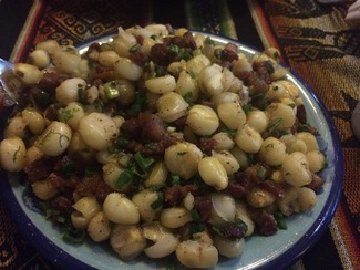 Mote con chicharrón