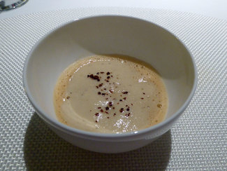 Cigala, avellana y cacao