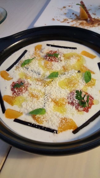 Mazamorra de almendras, couscous de idiazabal y vinagre PX