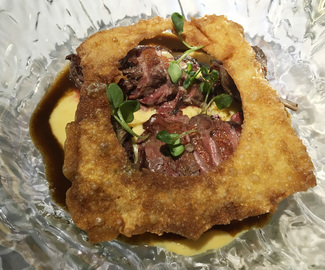 Pichón de Bresse en su jugo y huitlacoche