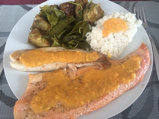 Tilapia y trucha en salsa de papaya