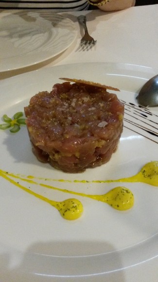 Tartar de ventresca de bonito