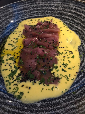 Tiradito de atún