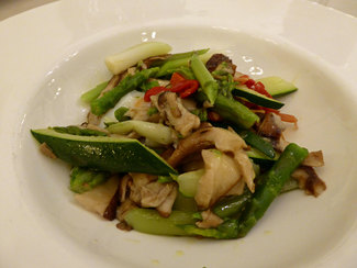 Todas las verduras y hortalizas de nuestra huerta, huevo trufado y aceite del Bajo Aragón