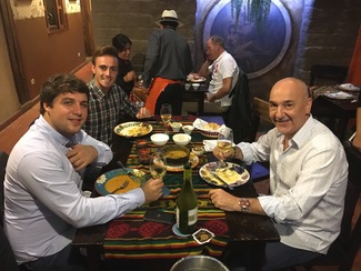 En buena compañía