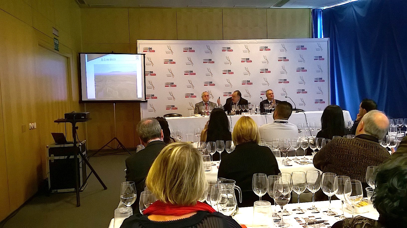 Cata Vertical de Calvario by Miguel Ángel de Gregorio. Rioja parcelaria con clase.