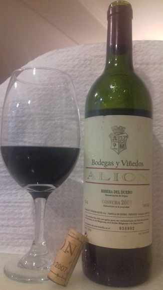El vino y tapón
