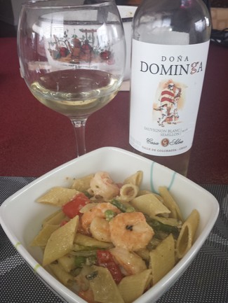 Con la pasta de marisco