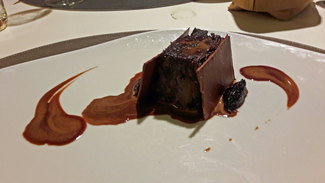 Rabo de buey con chocolate y confitura de cebolla de Figueres
