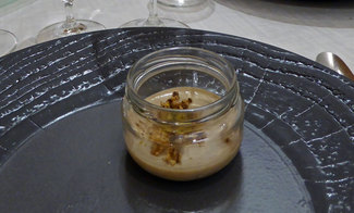 Aperitivo : Tarrito de foie gras con yogurt i pistachos