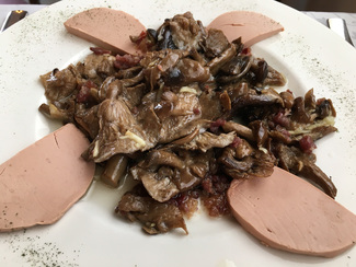 Revuelto de setas y foie