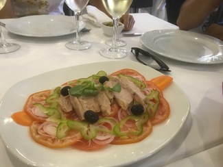 Tomate con ventresca