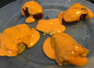 Pimientos del piquillo rellenos de bacalao