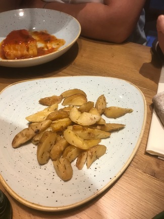 Las patatas de acompañamiento, con paprika.