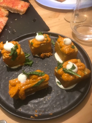 Milhojas de patata brava, otro plato interesante.