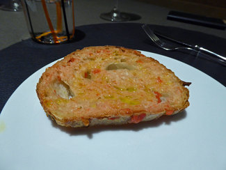 Pan con tomate