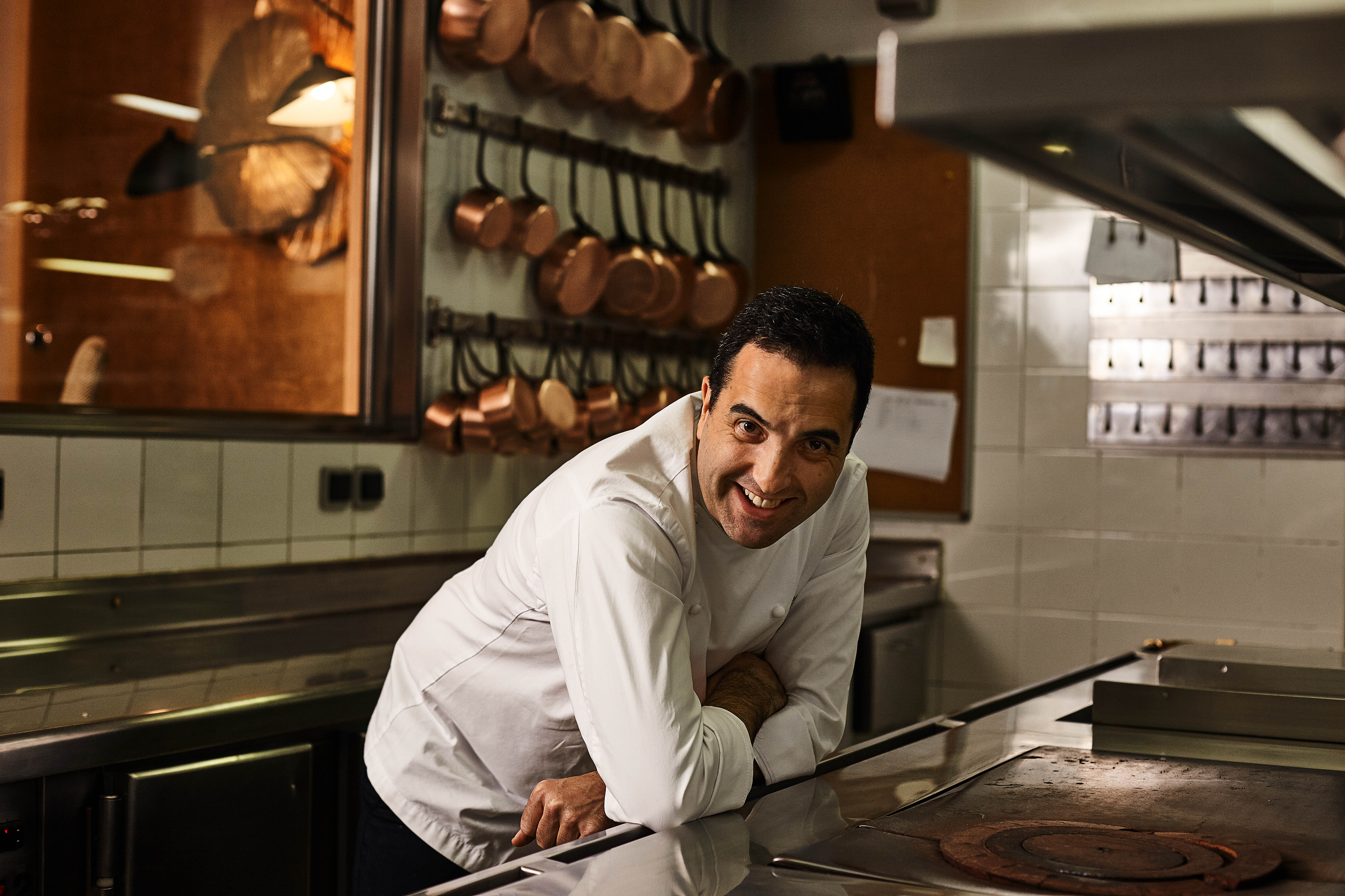 El cocinero Óscar Velasco es galardonado con el Premio “Ribereño del año - Tierra de sabor” 
