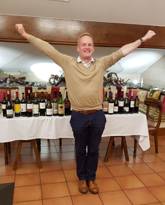 Tim Atkin cata con Bodegas Familiares de Rioja