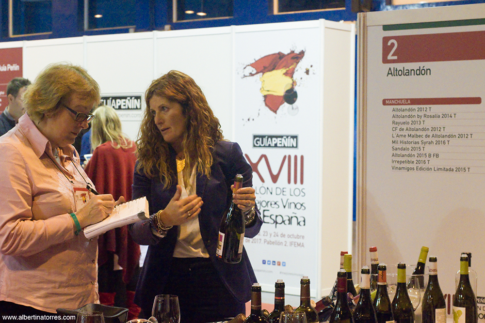 Sarah Jane Evans MW y Rosalía Molina