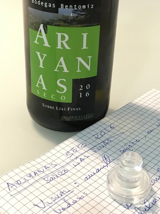 Ariyanas Seco Sobre Lías Finas 2016