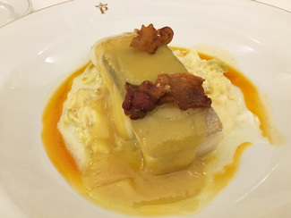 Bacalao al pil pil con pucherito de berzas