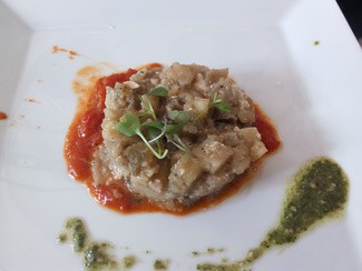 Timbal de berenjena con tomate