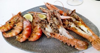 Gambas y cigalas plancha