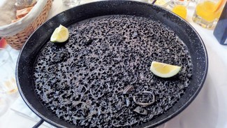 El arroz negro de un dedo