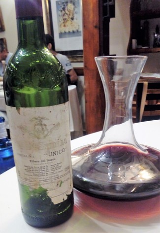 El vino decantado