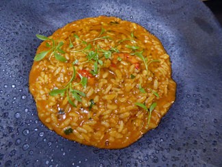 Arroz meloso de camarón rojo 