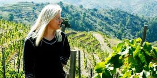 Daphne Glorian, Dama del Priorat