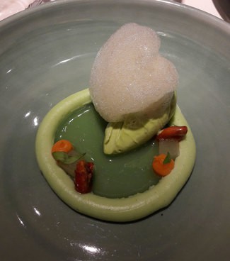 Postre : Ceviche : aguacate, lima, cilantro, manzana...