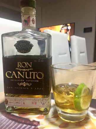 Con hielo y limón